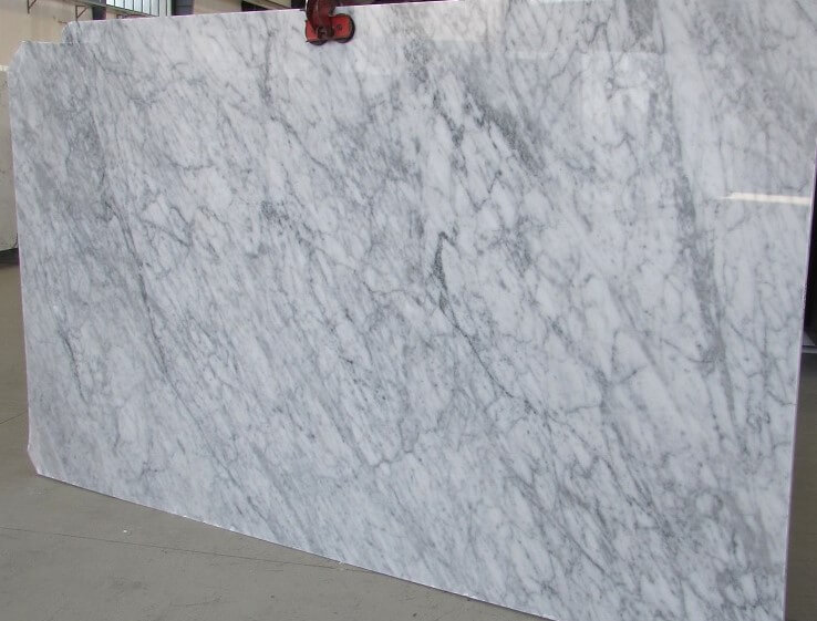 Naturstein, weiß, grau mit Struktur, Marmor, Bianco Carrara, Rohtafel