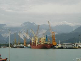 Naturstein, Schiff, Container-Transport