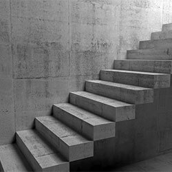 Roh – Betonstufen